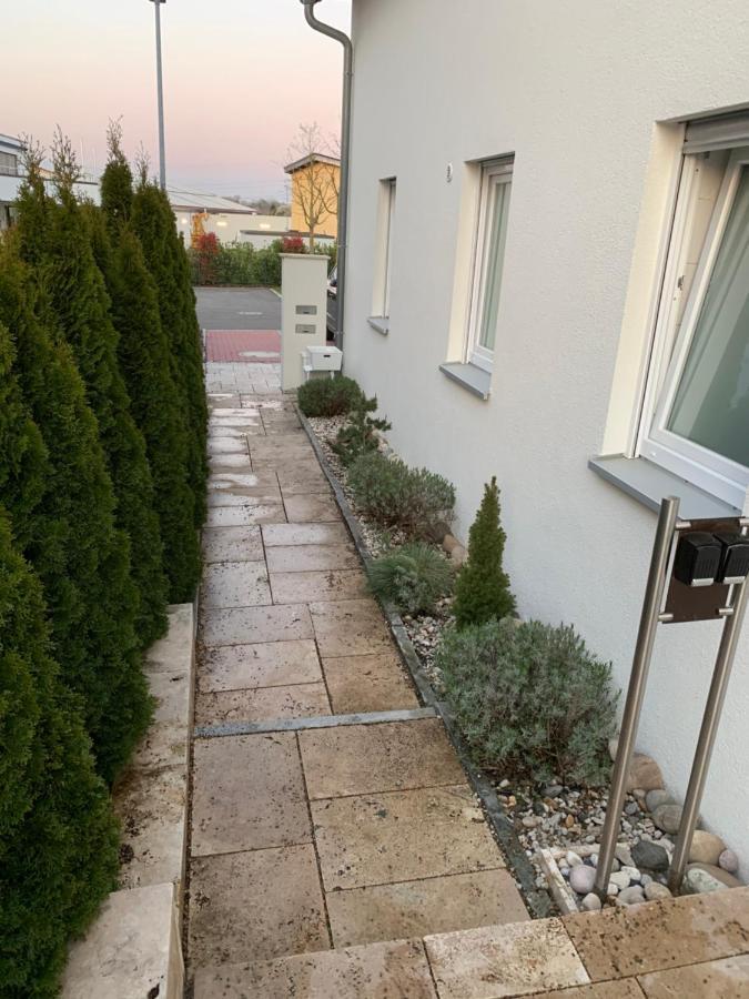 Neues Zimmerapartment Mit Bad Neckarwestheim Exteriér fotografie