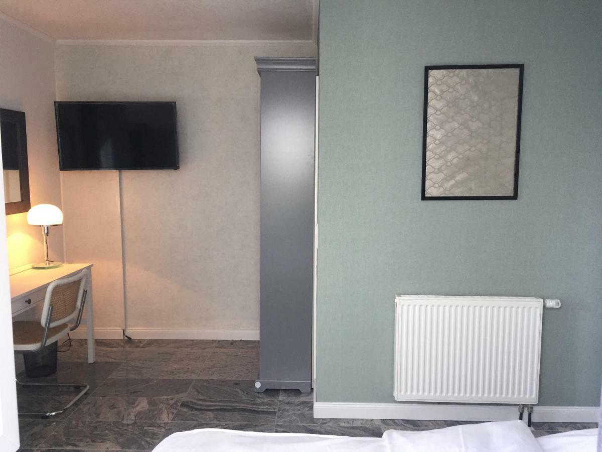 Neues Zimmerapartment Mit Bad Neckarwestheim Exteriér fotografie