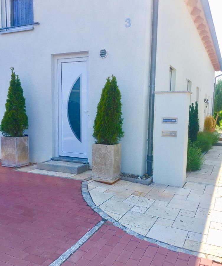 Neues Zimmerapartment Mit Bad Neckarwestheim Exteriér fotografie